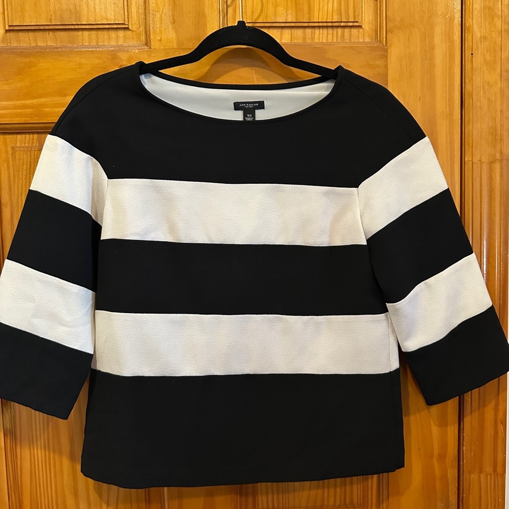 Ann Taylor Black and White Striped Women's Top